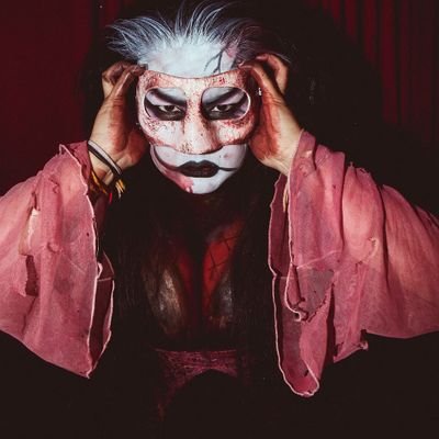 syn - ündead.bride.bloody.anomoly.momster
momboy.
#casketclüb
#8thhoüse
•follow
•like
•sacrifice
•repeat