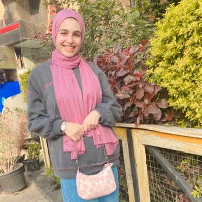 nermeenelgedamy's profile picture. وَاسْلُلْ سَخِيمَةَ قَلْبِي🌿