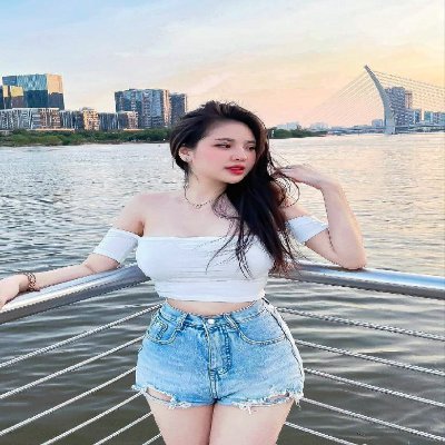 joyce_evel8921's profile picture. 