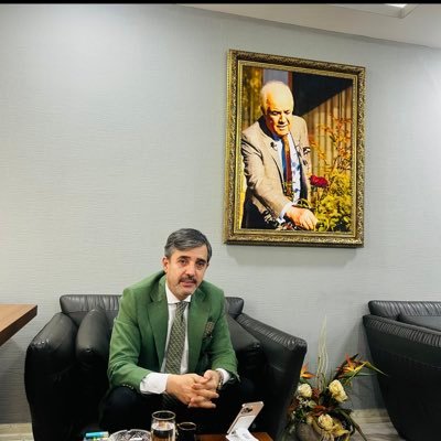 MehmetY48000005's profile picture. 