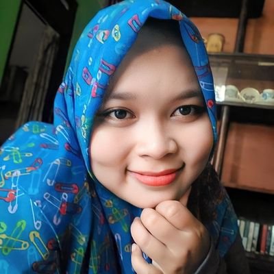 RahmaNisaziu95's profile picture. 