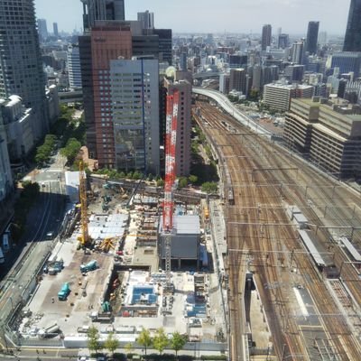 マス層からの脱出を目指している大阪在住アラフォー会社員です🖥️
Twitter懸賞始めました!🎯/懸賞仲間とつながりたい✨/株式投資仲間も大募集💹/優待株🎁/高配当株🌈/無言フォローRT大歓迎👍食べログ百名店巡り🍴
備忘録的な感じでツイートしてます🤗
#投資家さんと繋がりたい #ブルバ100