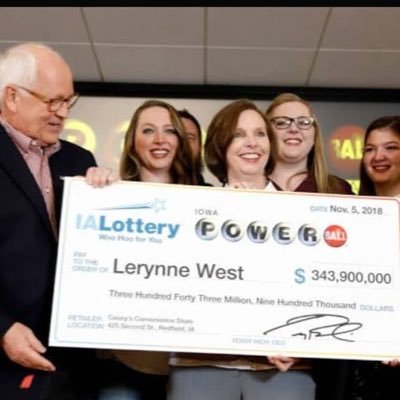 I'm LERYNNE WEST, The $343,900,000 Million Powerball winner, I'm donating to 20 random individuals