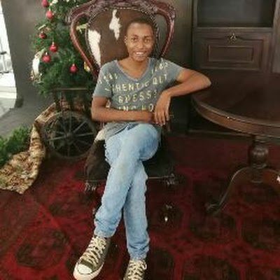 LaliMokhatla's profile picture. 