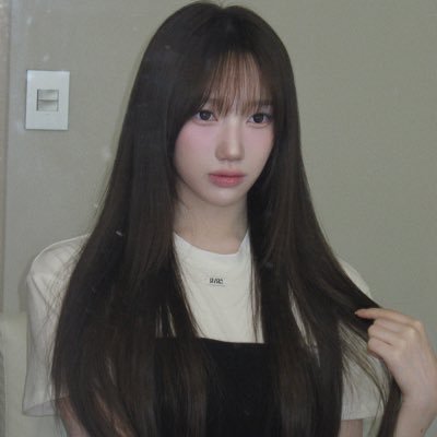 Summer_soee's profile picture. 최애는 바뀌는게 아니라 쌓이는 것이다/고양이 같은 골든 리트리버를 사랑해요🤎/팬사사진 로고 크롭,2차 가공❌