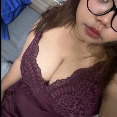 20 yo, i really love mature man. selling private account 🫶🏻