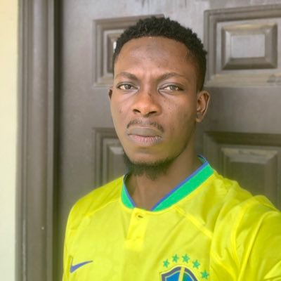 Hozzy15's profile picture. The right to live in peace requires everyone to do their part.
Mobile barber✂️
