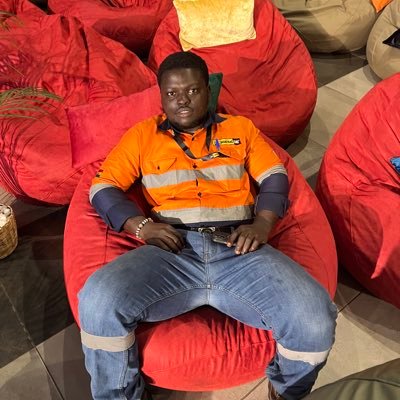 •Just a guy who loves machines, grease, and solving problems 🔧 •Heavy equipment, heavy passion 🚜 | Learning, growing, building
