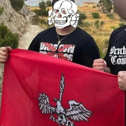Alicante 🟥⬛🟥
Intento de powerlifter.
Madridista
