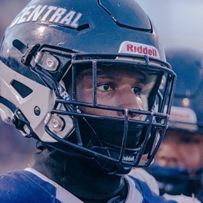 Chris_C2_Hill's profile picture. Christopher Hill CO 27’ | 16 Y/O 6’2” 175 ATH/CB | #2 x @CHSbearsFB | HC: @coachjrp |Multi Sport ATH | +1 352-587-7187 📲| christopher.38hill@gmail.com