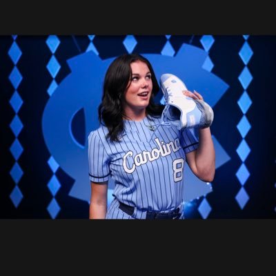 2027 || @UNCSoftball Committ 🩵|| Top Gun 16u National || LHP/1st || #6|| Oak Grove, Mo || 2 time 1st team All-State pitcher|| All-American || NCAA# 2506650618