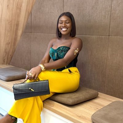 Vickie_Vagz's profile picture. For quality perfumes: @vagzperfumes on IG.
Product Manager | Social Media Manager| Perfumer| Content Creator|