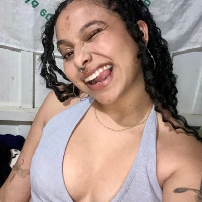 Interiorana, devota a Gal, apaixonada por ele (@palmeiras e dona dos pés mais gelados do sul do país