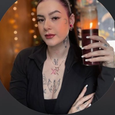 🗝️✨Love, Money, Revenge, and More.. Psychic Medium | Death Witch🪞⚰️🌙 Practitioner of 10 years SPELLS, TAROT, + MORE I