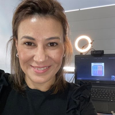 Pedagoga e neuropedagoga - especialista em educação emocional e saúde mental na escola
