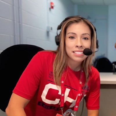 TerezaLimon's profile picture. 🇲🇽🇺🇸 •🎙️SPA play-by-play commentator @chicagofire • 📻 Co-Host A La Cancha TUDN 1220am • ⚽️👩🏻‍💻 FIFA CLUB WORLD CUP ‘25