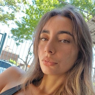 MarCarral's profile picture. Si es fuerte la caída más impresionante será mi regreso.