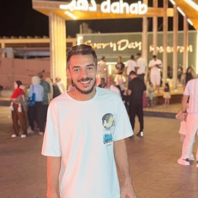 Naderel3tar's profile picture. ع الله 👆😉