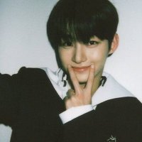 英 (@x_jh247_) 's Twitter Profile