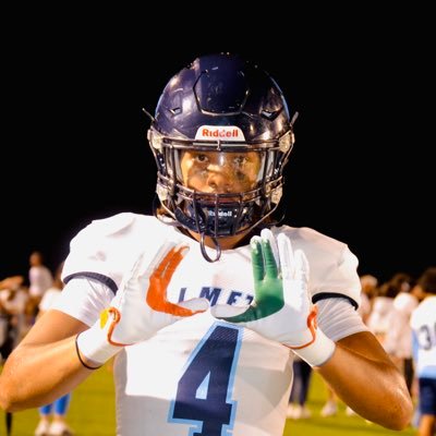 itz_Denzley's profile picture. Class of '27 LB | 6'3" 205 lbs | Student-Athlete linebacker) 4.0 GPA | Bringing the heat on and off the field. #football #studentathlete #classof2027 786234654