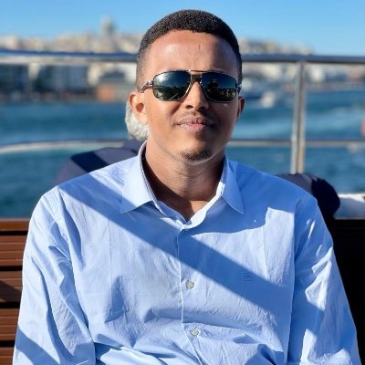 Financial Expert | Economist | Strategic Advisor | Enthusiast in Politics.