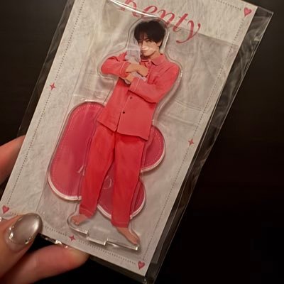 中島健人の生き様に沼り推し活を始めた30代/U:nityとtimelesz担兼任/FC加入済/N党💙/🩵🤍担/ticketleszにつき横アリはグッズだけ参戦/時々Disney垢予定