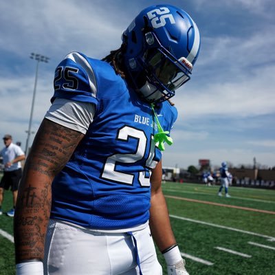 RB @mnwestfb || 5’10.5 205lbs|| 4.4| 2.8gpa || 219-384-8908