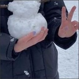 ikfh75dvse56369's profile picture. 