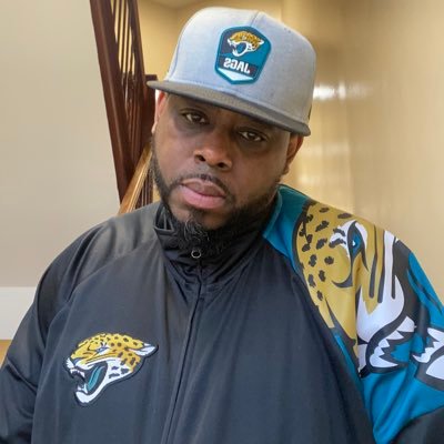 Big Time Jaguars Fan from NYC. loving my Duvall Teal Gang. Big Cat Country 4 life chefarmandmurray@gmail.com Head Chef nPrivate Chef. soon 2 b face of soul food
