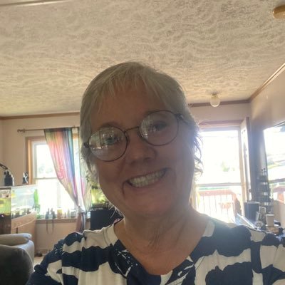 nancyschmancy1's profile picture. 