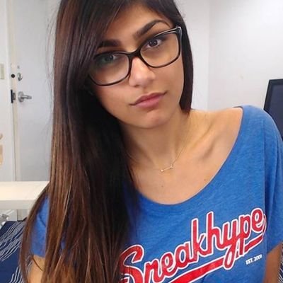 Silv__ia12238's profile picture. 