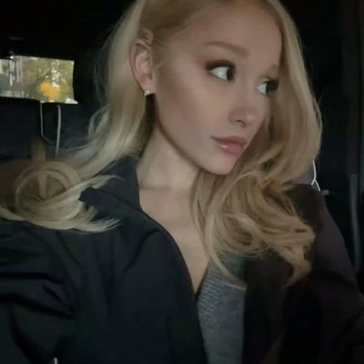 mhysa7x's profile picture. 