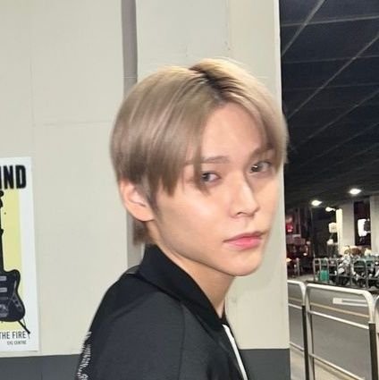 emeraldoie's profile picture. akun nyampur nyampurkyk sourdough but yaps bout kpop too