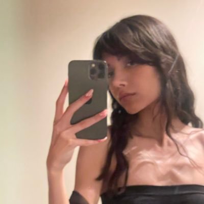themelinae's profile picture. 