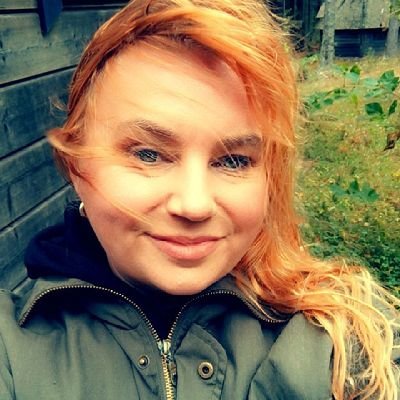 Oon metsäläinen monella eri tavalla.
Vapaalla vaellan luonnossa ja teen ruokaa monista luonnosta löytämistäni aineksista.