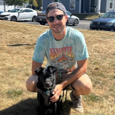 just a dude being a dude. video games, media, new tech...all are cool. Aliens are real, the govt doesn't care about you, be weird, do you, be happy!