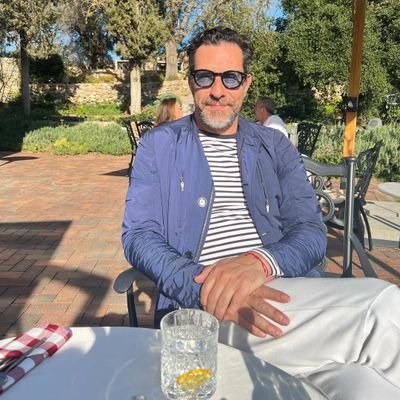 Traveler, often in Istanbul, Miami, Bodrum, Spain, France, father of a handsome🏆, I am a🦞, love good🎧,🥐,🍗,🍤,🍔,⛹️,⛷️,🏇,🏎️,🏍️
