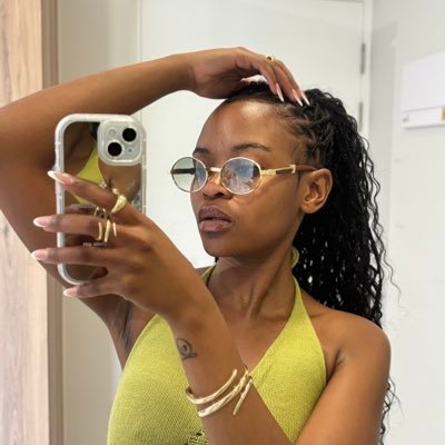 Ndimhle qha.|♌| 2x👩🏾🎓