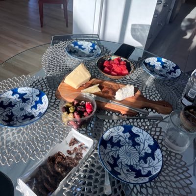 _spin_again's profile picture. Sense has left the chat                                           I got diamonds in my semen✨💦