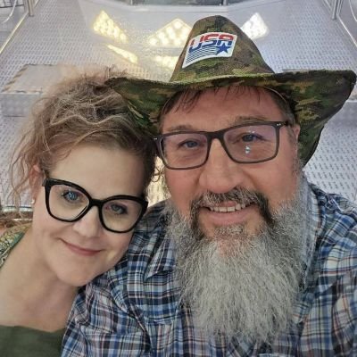 LeAnna_Pitts_'s profile picture. Be your own forgiveness friend
🤵‍♂️👰💞 🐱🐱🐱🐱 🥾 🏕️ 🏍️ 🎨 🎅🤶