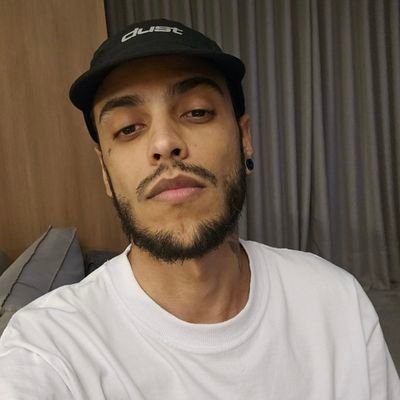 🎭 Co-creator @arkanisgg
🎥 YouTuber & Streamer
✉️ contatoguhzera@gmail.com