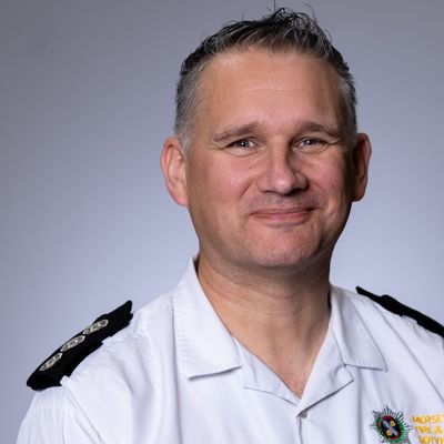 Firefighter, RAF veteran, husband, dad & Vice Chair - Armed Forces network.
The views that i express are not any reflection on the views held by my employer.