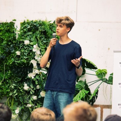 noahlloydr's profile picture. How can we prepare for a world after AGI?
