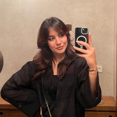 zahramalakoutii's profile picture. موجی از احساسات متغیر