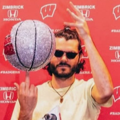Music teacher, jam band guy, sports lover! 🤓✨ DMB🕺Phish🐠Goose🪿KGLW🧙🏼♂️Bisco🫧Houseplant🪴Eggy🥚Dawgs🐶Dizgo👾Sqwerv #GOPACKGO #ThisIsMyCrew #COYS🤍
