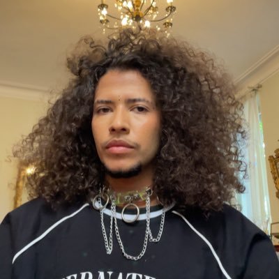 NSFW | ele, elu| Olá, me chamo Cyber e nada me dá mais tesão do que seu dinheiro 😈💲