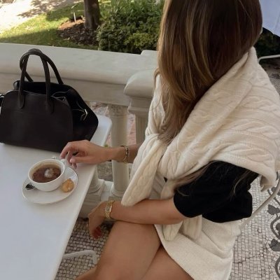 BubaiDa77548239's profile picture. 