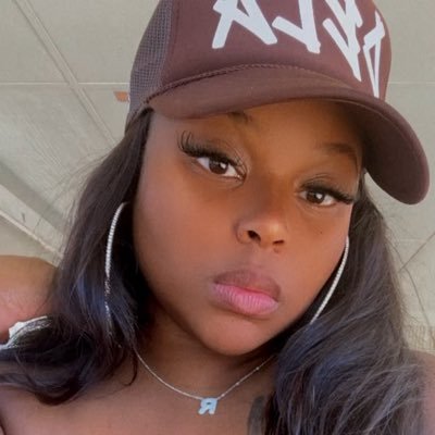 A Rose From Concrete🥀💎 IG:roslind.denay_official😘 Facebook :Roslinda McKenzie. Tik-Tok: therealros.denay