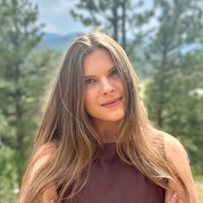 megkatcorren's profile picture. 🦊 PM @ GitLab (AI dev tools) | 🌸 Building LadyData for body literacy | 🌙 Musings on fertility, herbs & AI