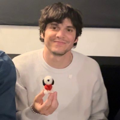 tehellucyytehe's profile picture. wallows & gracie abrams 🪽 e & l 🤍 braeden girl ౨ৎ